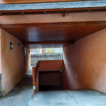 Apartment Saplan Real Estate Portet